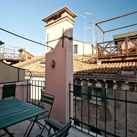 Ca Leonora * Venice