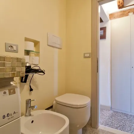 Ca Leonora Apartment *