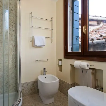 Ca Leonora Apartment *