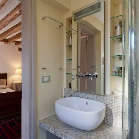 Ca Leonora Apartment