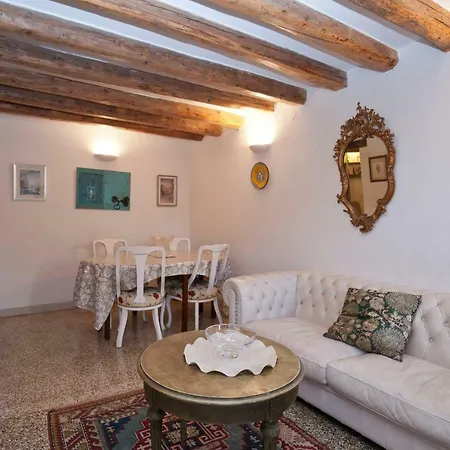 Superb Location Beside Piazza San Marco